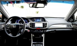 16年雅阁9代半20二手价格 本田雅阁9代多少钱